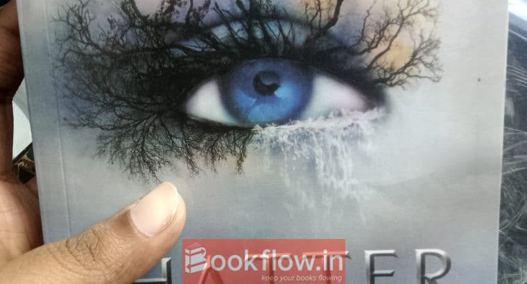 Shatter me series by Tahereh Mafi