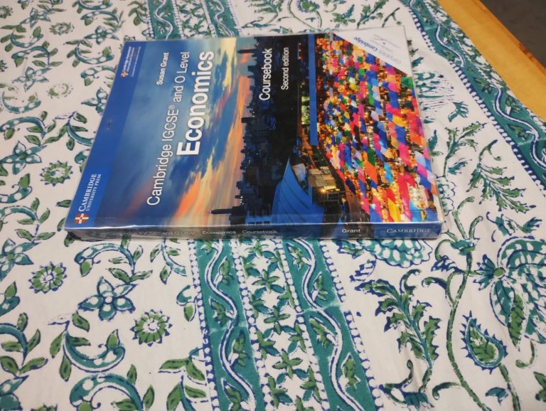 Cambridge IGCSE and O level Economics