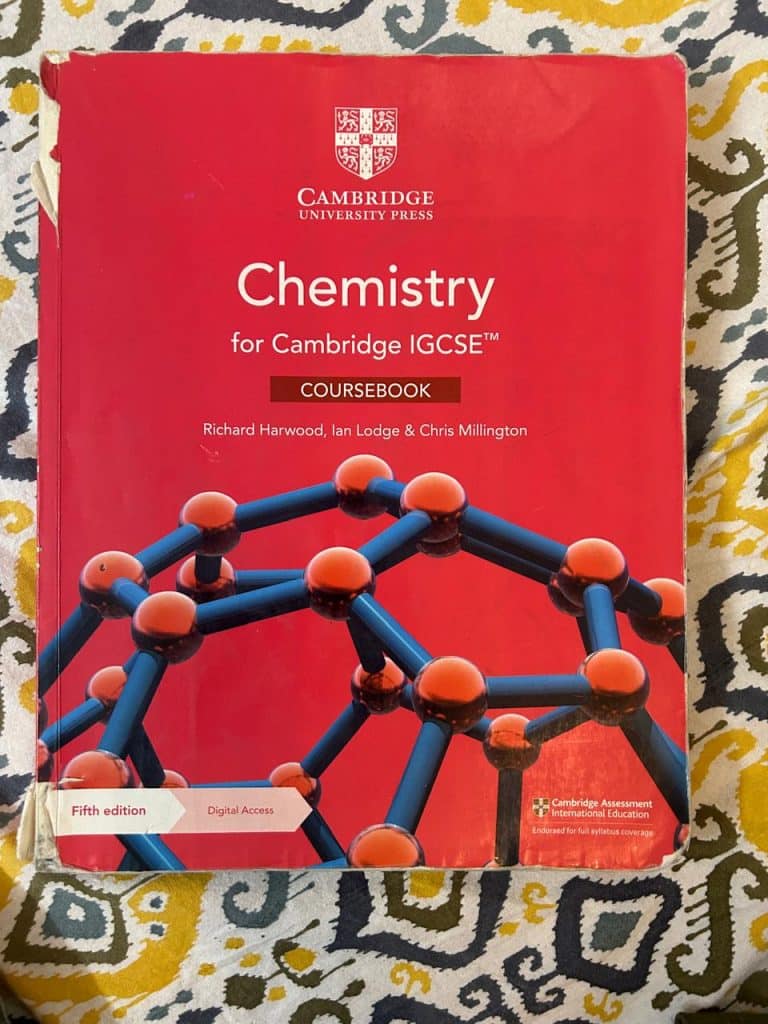 Cambridge IGCSE Chemistry Coursebook