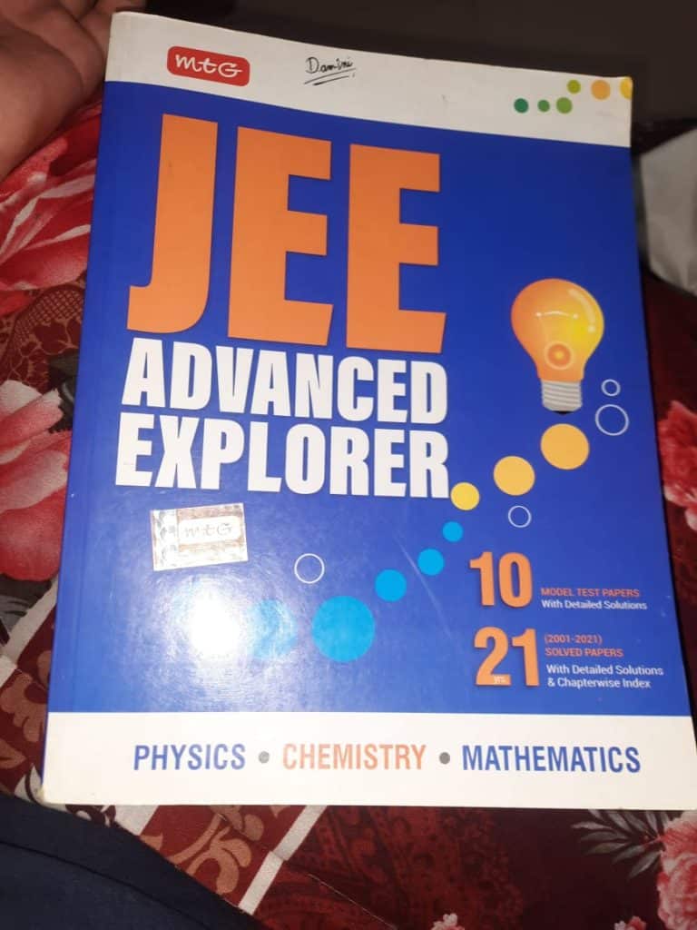 mtg jee advance explorer pyq and advance level photo 2