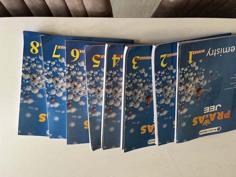 Jee modules by PW