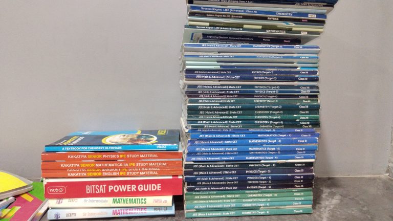 Aakash IIT-Mains+Advance 1st+2nd year books