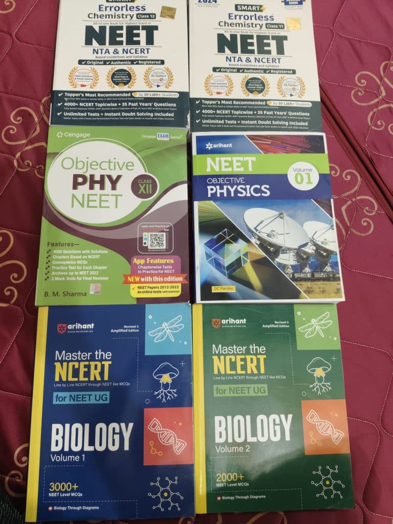 NEET Books Set of 6 (PCB) class 11th nd 12th
