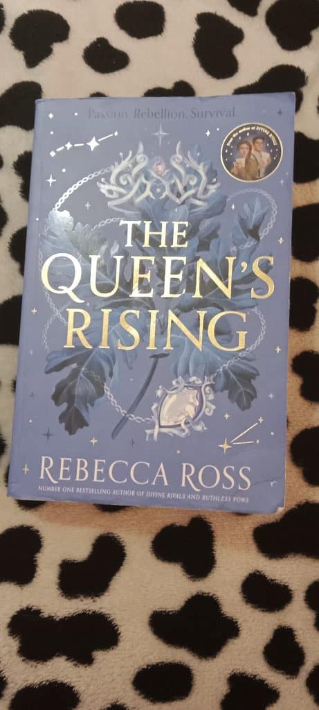 The queen’s resistance by Rebecca ross