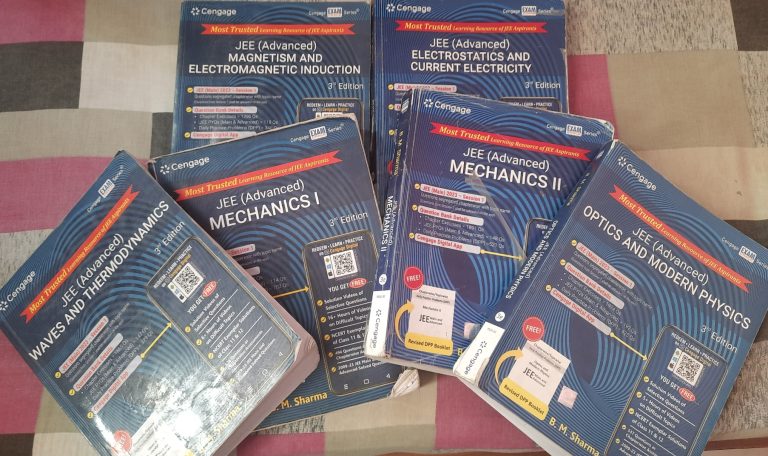 Cengage Physics JEE( with DPP Booklet)
