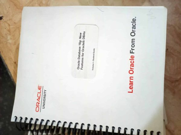Oracle Database 10g Student Guide Set (Volume I, I
