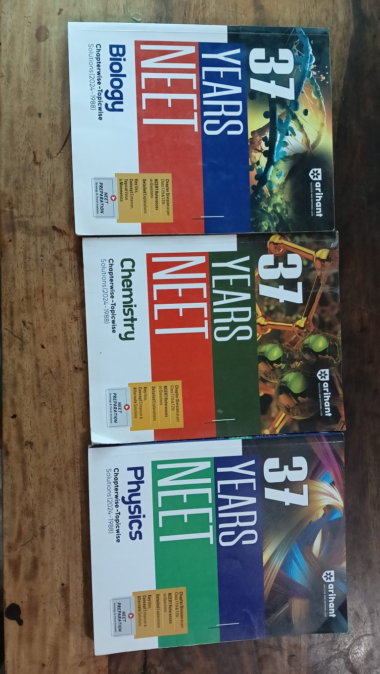Arihant 37 Years NEET (2024-1988) Chapterwise-Topi