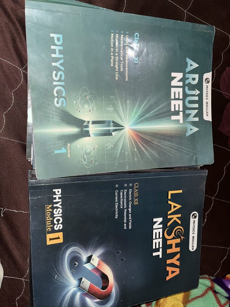 Physics Wallah Arjuna + Lakshya NEET Modules (22 B