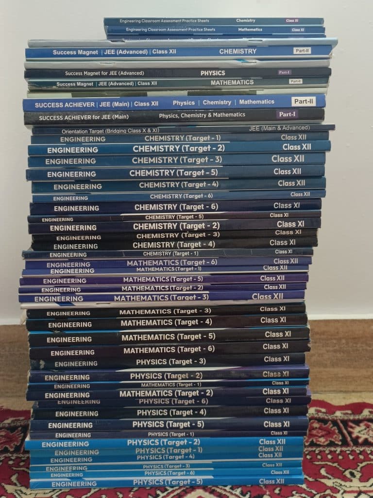 Jee main and advanced Aakash institute books