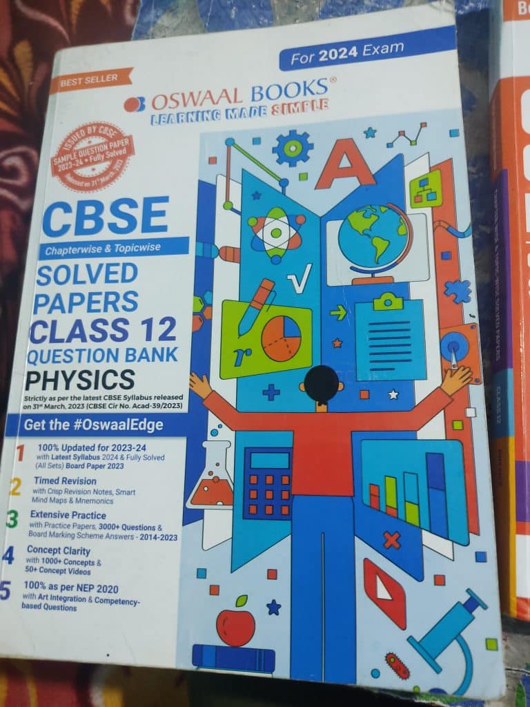 Latest Oswaal Class 12 Physics Question Bank (Late photo 3
