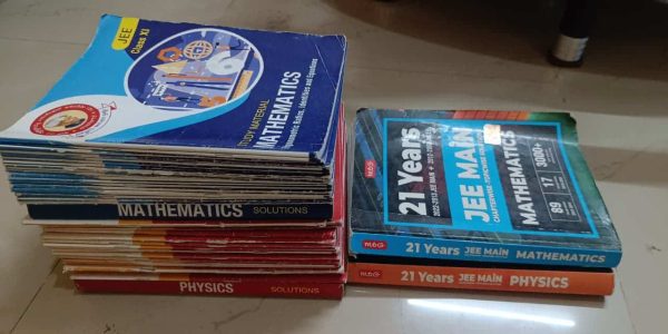 MTG 21 Years 2022-2023 JEE MAIN + 2012-2002 AIEEE