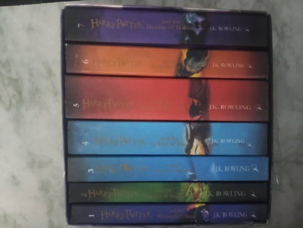 Harry Potter Complete Box Set (7 Books)