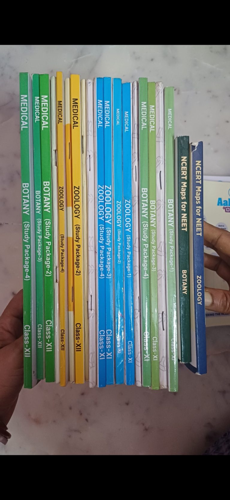 Aakash NEET Biology Modules + NCERT MAPS (11 &12)