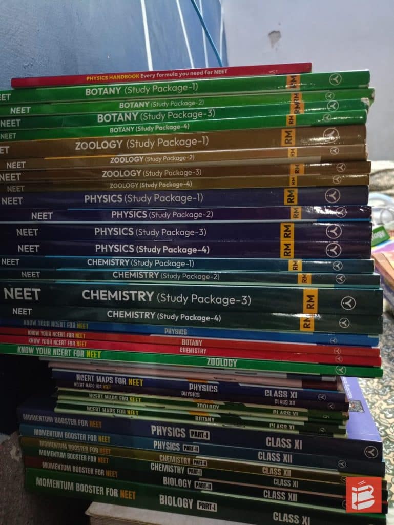 Aakash modules and neet related books photo 2