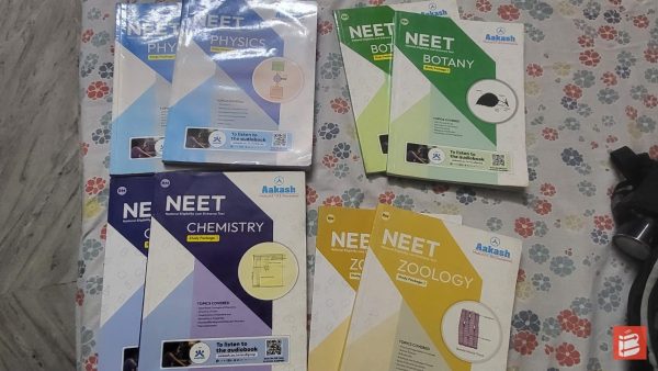 Aakash NEET Study Module 1 & 2