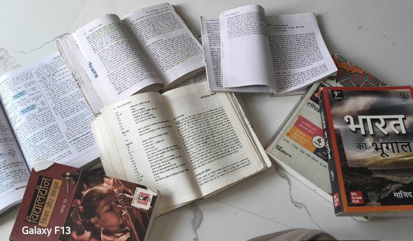 Upsc books hindi medium combo
