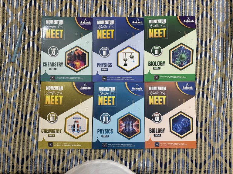 MOMENTUM BOOSTER FOR NEET CLASS 11 &12 (6 books)