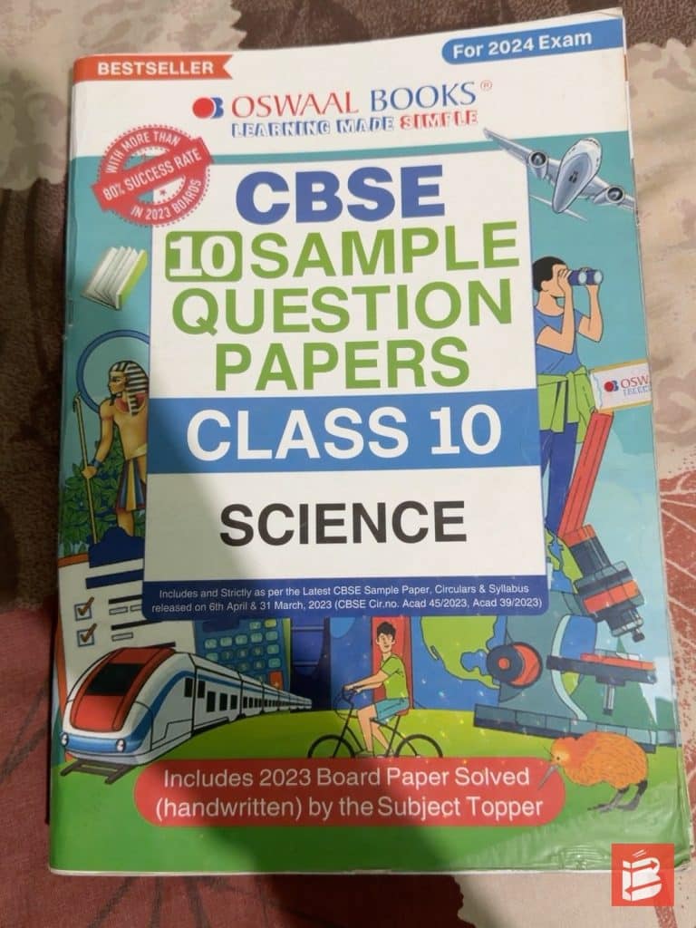 CBSE 10SAMPLE QUESTION PAPER (oswaal books) photo 2